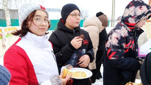 В Малых Мемях отпраздновали  широкую Масленицу
