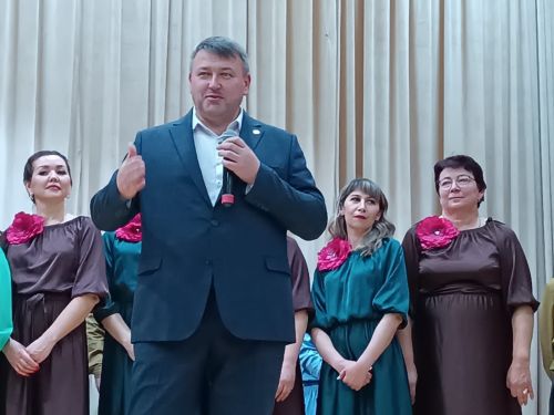 СВОга гуманитар ярдәм җибәрү өчен оештырылган хәйрия концерты Хуҗа Хәсәндә узды
