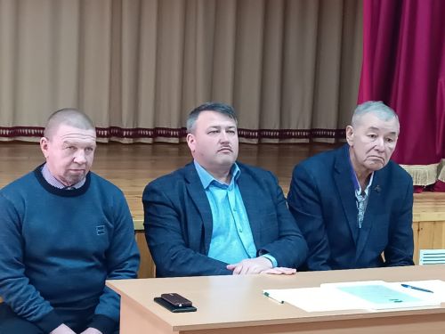 Олы Урсакта авыл җирлеге башлыгы алышынды