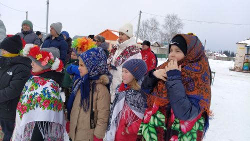В Малых Мемях отпраздновали  широкую Масленицу