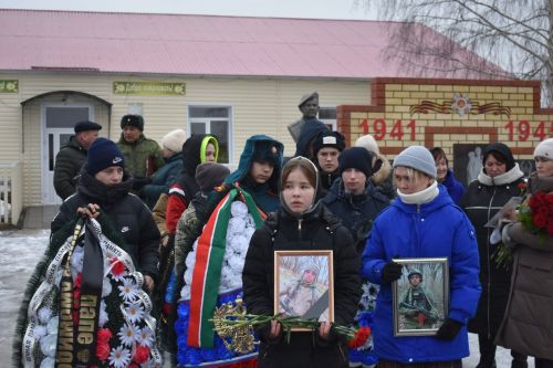 В Кайбицком районе простились с земляком, погибшим в зоне специальной военной операции