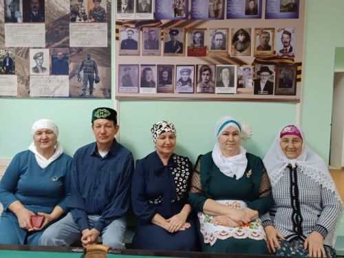 Салтыйганда дүрт гаилә берләшеп авыл халкы өчен ифтар ашы үткәрде