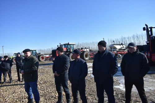 В Кайбицком районе проверили готовность техники к весенним полевым работам
