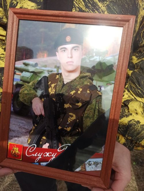 В Кайбицах простились с погибшим в зоне спецоперации бойцом
