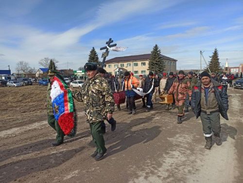 В Кайбицах простились с погибшим в зоне спецоперации бойцом