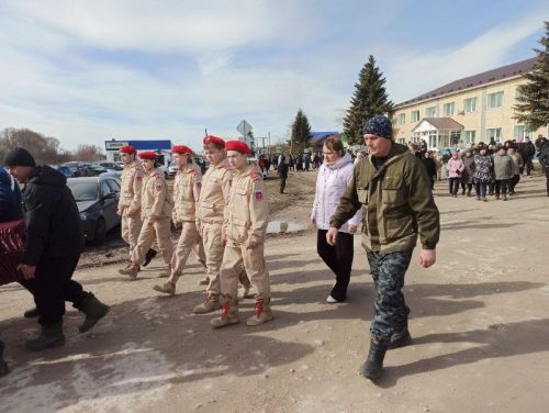 В Кайбицах простились с погибшим в зоне спецоперации бойцом