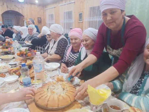 Борындык авылында район башлыгы катнашында зур ифтар узды