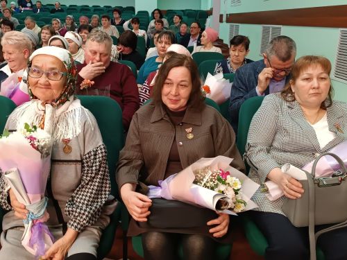 Глава района встретился с матерями защитников страны в специальной военной операции