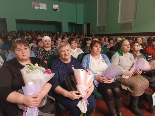 Глава района встретился с матерями защитников страны в специальной военной операции