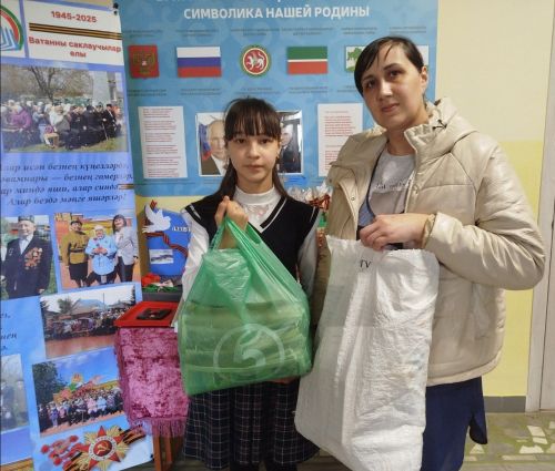 В рамках конкурса «Эковесна 2025» учащиеся Кушманской ООШ и их родители собрали макулатуру