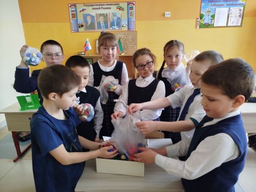 В Кушманской школе была проведена замечательная акция под названием «Добрые крышечки»