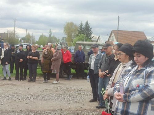 В Беляеве в последний путь проводили односельчанина, героически погибшего в зоне специальной военной операции