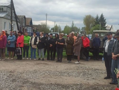 В Беляеве в последний путь проводили односельчанина, героически погибшего в зоне специальной военной операции