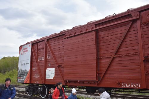 Кайбичане встретили поезд Победы на станции Куланга