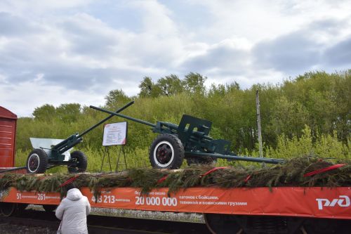 Кайбичане встретили поезд Победы на станции Куланга