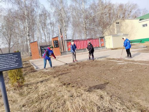 Чистый памятник — это дань уважения прошлому, истории, без которого нет будущего