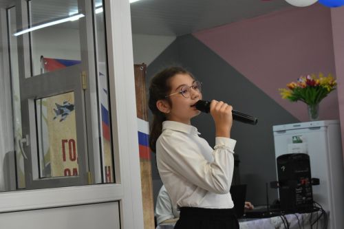 Кайбычтагы Картлар һәм инвалидлар йортына район башлыгы һәм лицейчылар килде