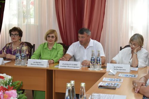 В Кайбицком районе состоялся круглый стол на тему «Культура семейных отношений»