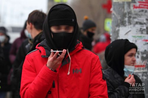 Полицейские задержали курьеров мошенников, обманувших пожилых казанцев на 11 млн рублей