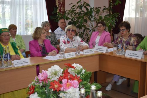 В Кайбицком районе состоялся круглый стол на тему «Культура семейных отношений»