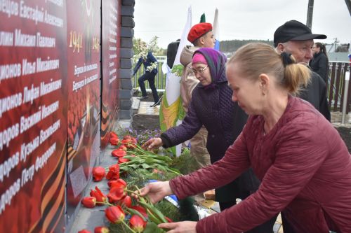 Кушкүл авылында Бөек Җиңүнең 80 еллыгына багышланган митинг үтте