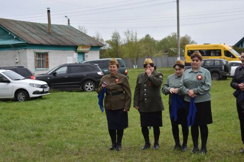Камыллы авылында яңа һәйкәл ачылды