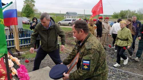 В Нижней Куланге торжественно открыли памятник воинам Великой Отечественной войны