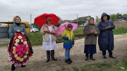 В Нижней Куланге торжественно открыли памятник воинам Великой Отечественной войны