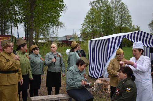 Камыллы авылында яңа һәйкәл ачылды