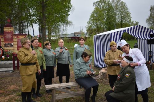 Камыллы авылында яңа һәйкәл ачылды