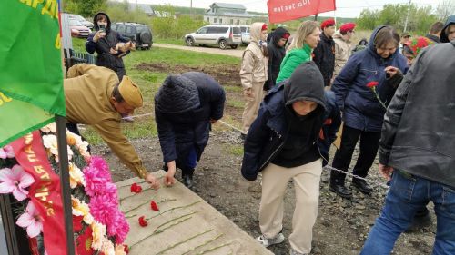 В Нижней Куланге торжественно открыли памятник воинам Великой Отечественной войны