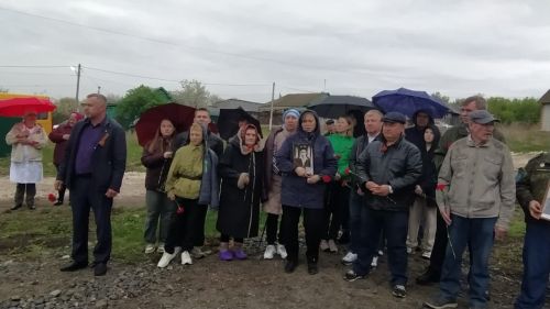 В Нижней Куланге торжественно открыли памятник воинам Великой Отечественной войны