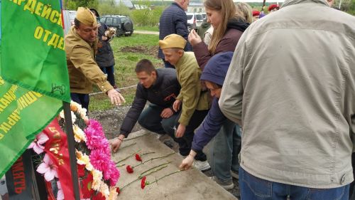 В Нижней Куланге торжественно открыли памятник воинам Великой Отечественной войны