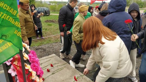 В Нижней Куланге торжественно открыли памятник воинам Великой Отечественной войны