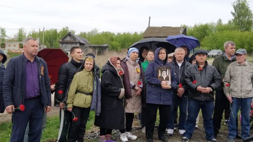 В Нижней Куланге торжественно открыли памятник воинам Великой Отечественной войны