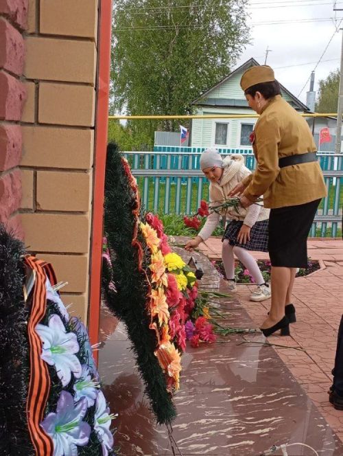 Бөек Ватан сугышында Җиңүнең 80 еллыгы уңаеннан Кошманда үткәрелгән митинг мизгелләре