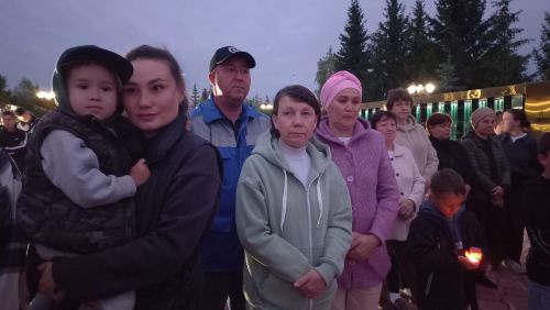 По случаю Дня памяти и скорби 21 июня в мемориальном комплексе Больших Кайбицах состоялась акция «Свеча памяти»