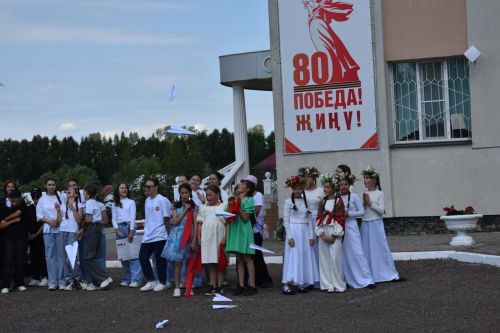 Вв Кайбицком районе прошел летний фестиваль «Крылья соприкосновения», приуроченный ко Дню молодежи