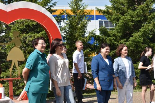 Вв Кайбицком районе прошел летний фестиваль «Крылья соприкосновения», приуроченный ко Дню молодежи