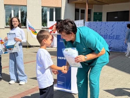В Кайбицах накануне Дня молодежи состоялась церемония награждения победителей и участников республиканского профсоюзного конкурса детских рисунков