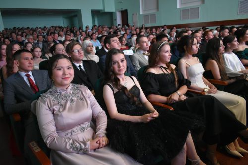Яркие моменты единого выпускного в Кайбицком районе