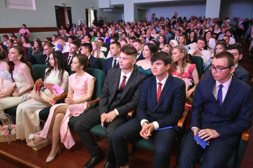 Яркие моменты единого выпускного в Кайбицком районе