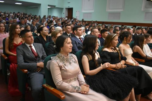 Яркие моменты единого выпускного в Кайбицком районе