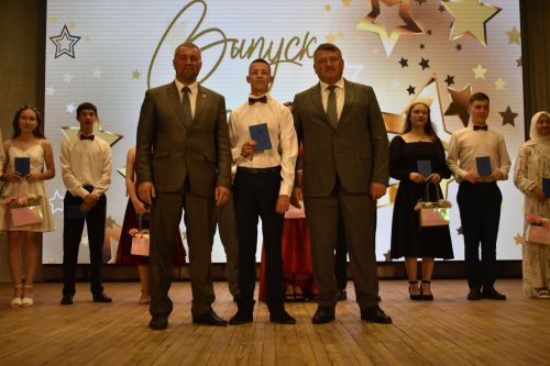 Яркие моменты единого выпускного в Кайбицком районе
