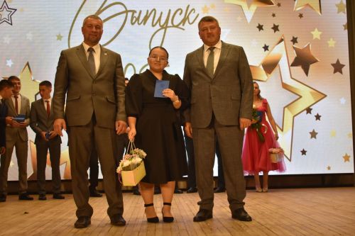 Яркие моменты единого выпускного в Кайбицком районе