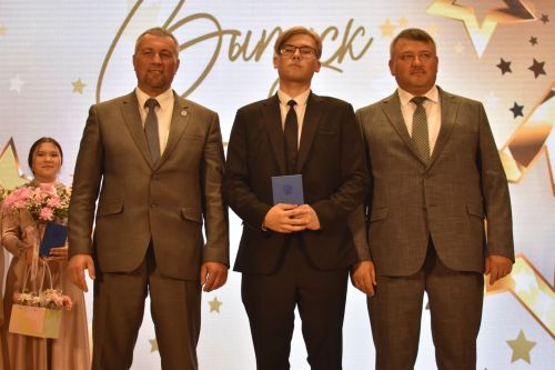 Яркие моменты единого выпускного в Кайбицком районе