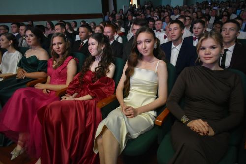 Яркие моменты единого выпускного в Кайбицком районе
