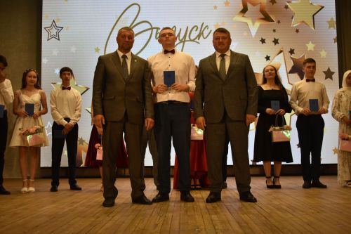 Яркие моменты единого выпускного в Кайбицком районе