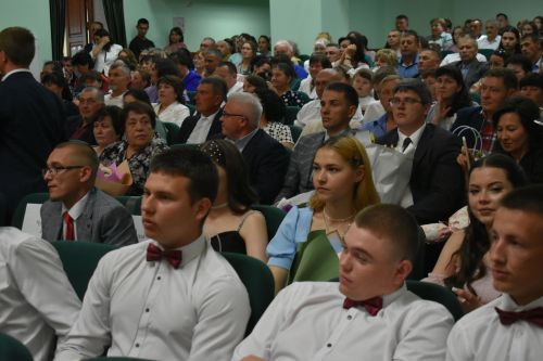 Яркие моменты единого выпускного в Кайбицком районе