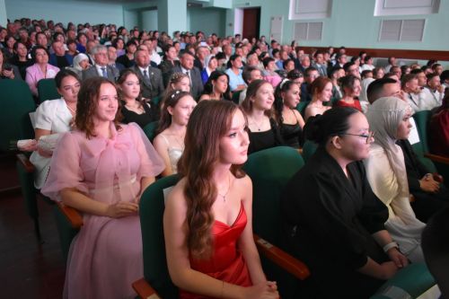 Яркие моменты единого выпускного в Кайбицком районе